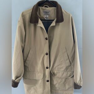 Men’s LL Bean Outerwear jacket with corduroy collar and sleeve detail size M